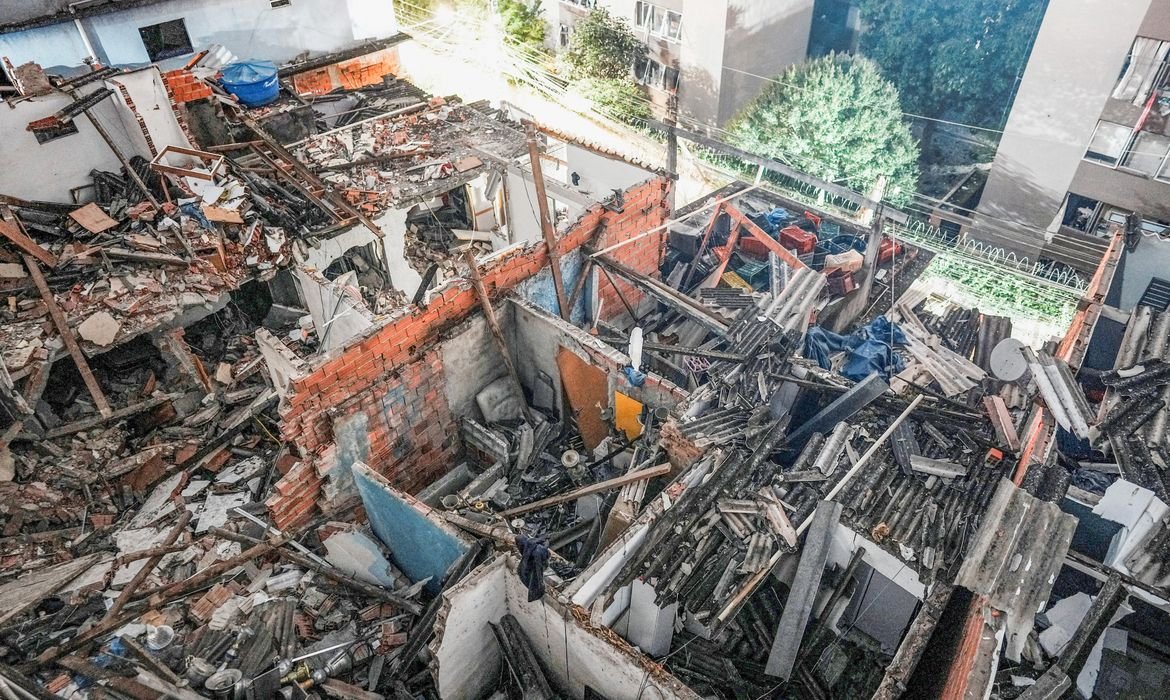 Demolições em São Paulo após explosão no Jaguaré