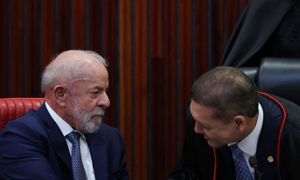 Kassio Nunes Marques é empossado presidente do TSE