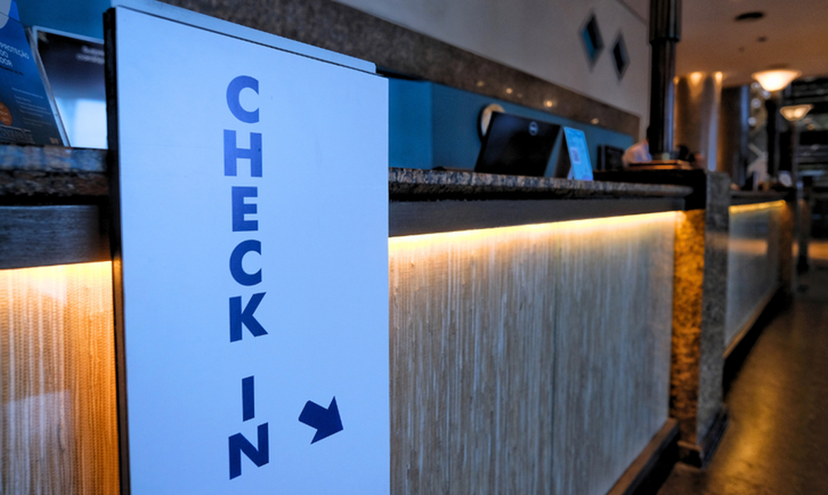 Check-in digital transforma registro de hóspedes em hotéis