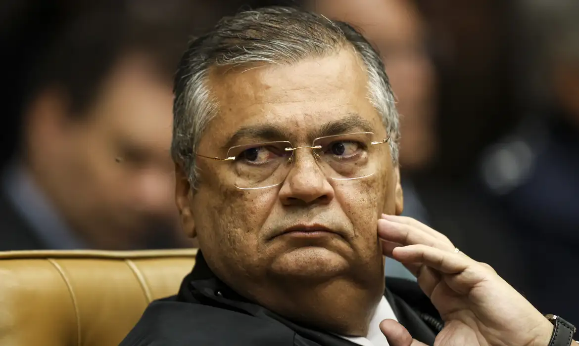 Proibição de novos benefícios para juízes é reafirmada