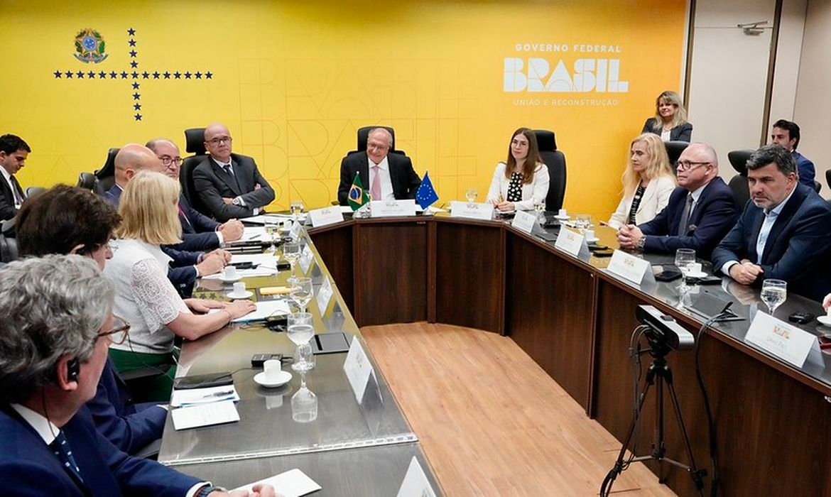 Acordo comercial com a União Europeia avança após reunião em Brasília