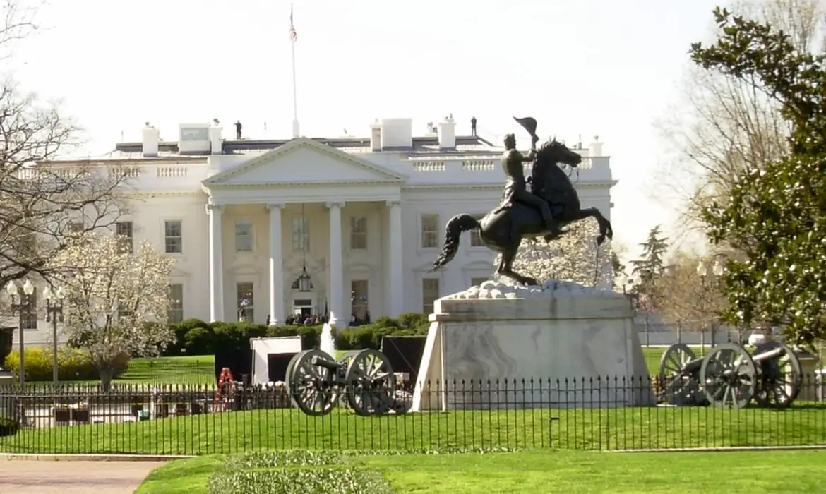 Lula se reúne com Trump na Casa Branca Lula se reúne com Trump na Casa Branca