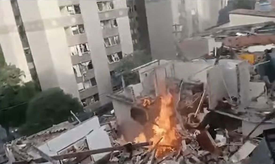 Explosão em Jaguaré causa segunda morte e eleva número de interdições