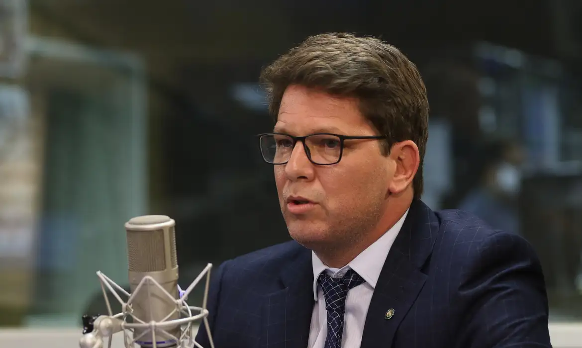 STF investiga emendas a produtora de filme sobre Bolsonaro