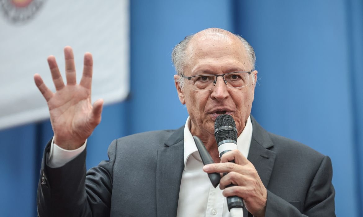 Alckmin projeta encontro produtivo entre Lula e Trump