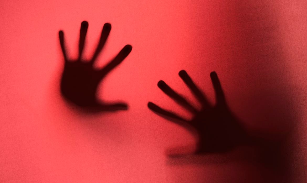 Campanha do Metrô de SP aborda violência sexual infantil