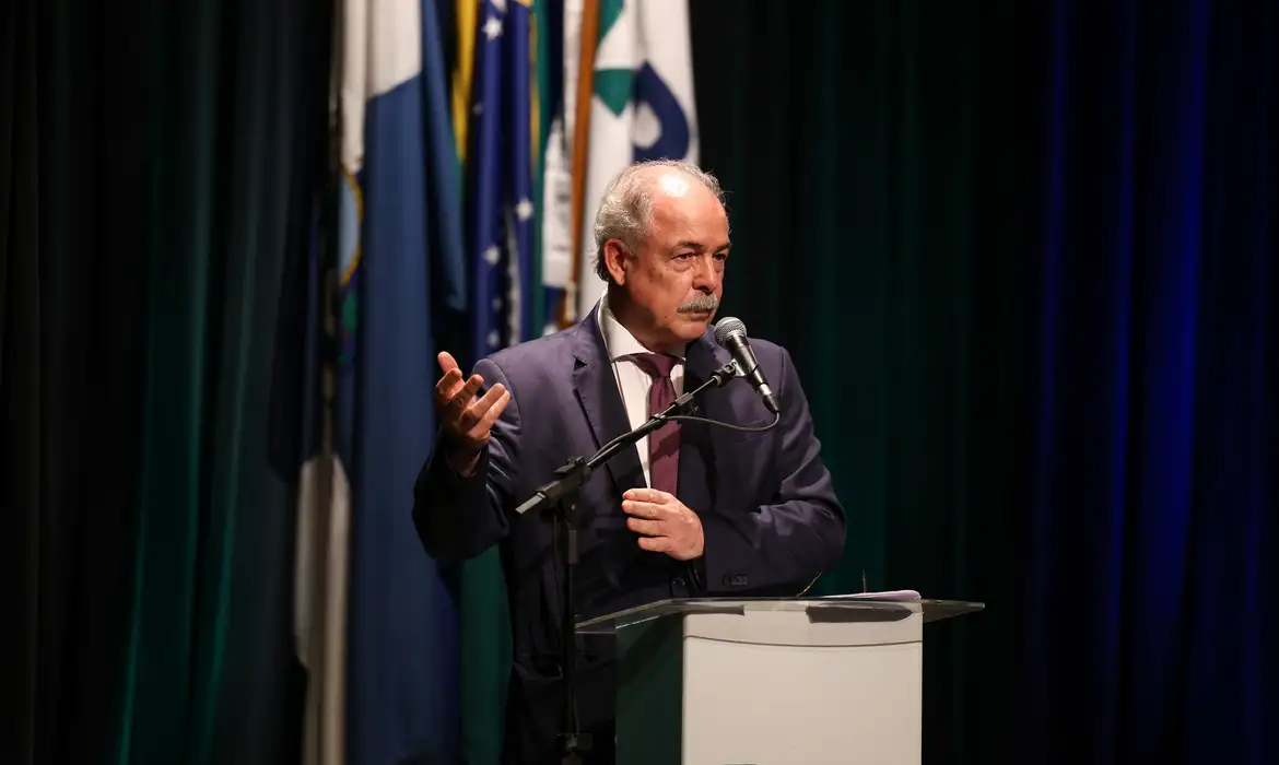 Investimentos do BNDES em minerais críticos podem alcançar R$ 50 bilhões