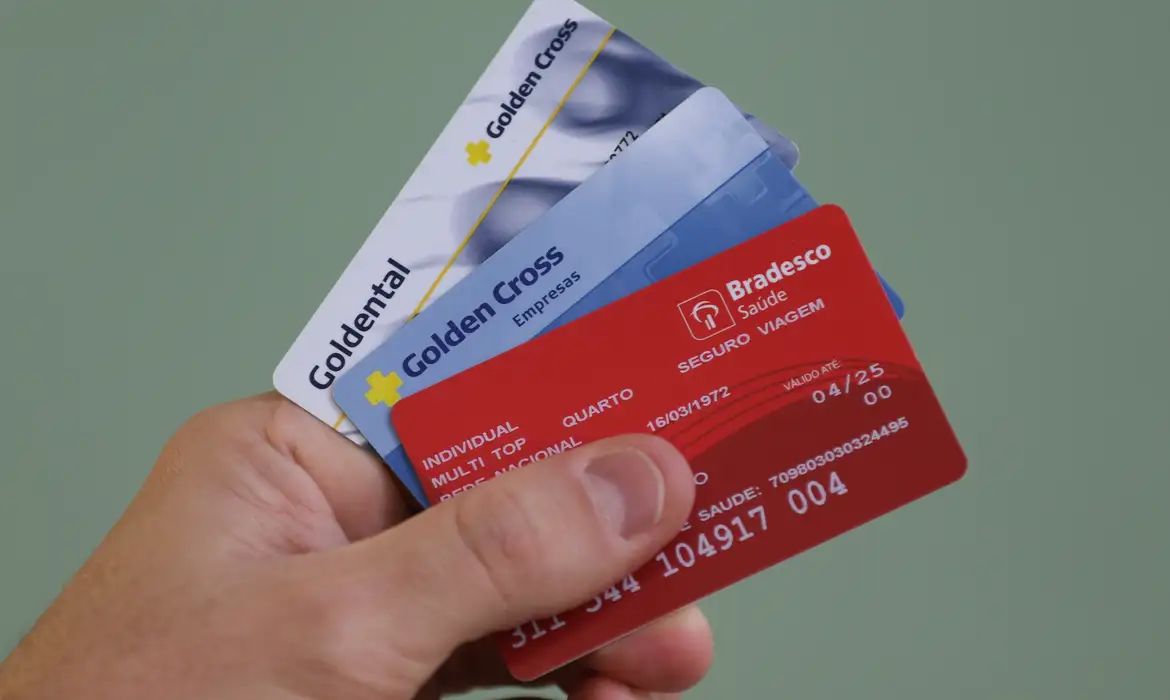Reajuste de planos de saúde coletivos é de 9,9% em 2026
