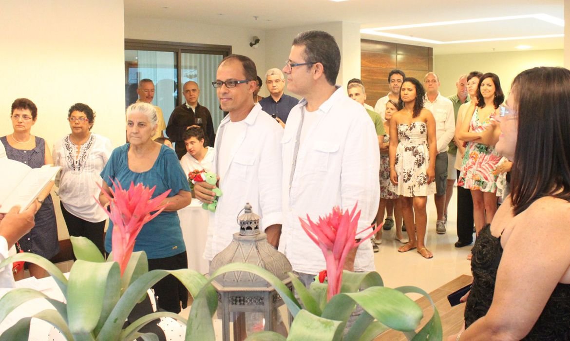 15 anos do reconhecimento de uniões homoafetivas no Brasil