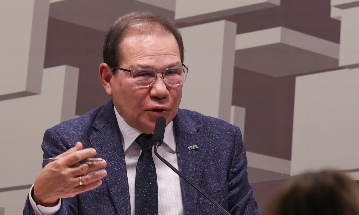 BRB busca R$ 8,8 bilhões para enfrentar perdas com o Banco Master