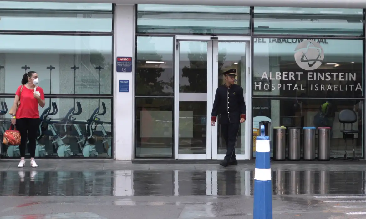 MPF processa Hospital Albert Einstein por não cumprir cotas MPF processa Hospital Albert Einstein por não cumprir cotas