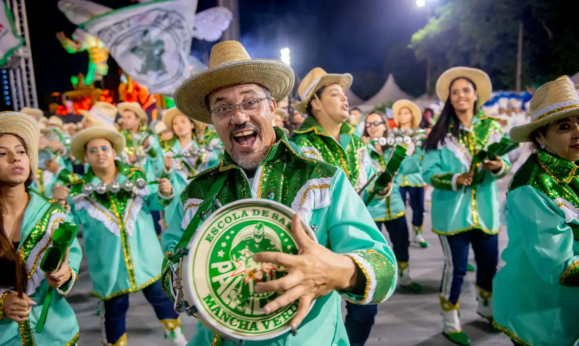 Fenasamba pede apoio governamental para o carnaval