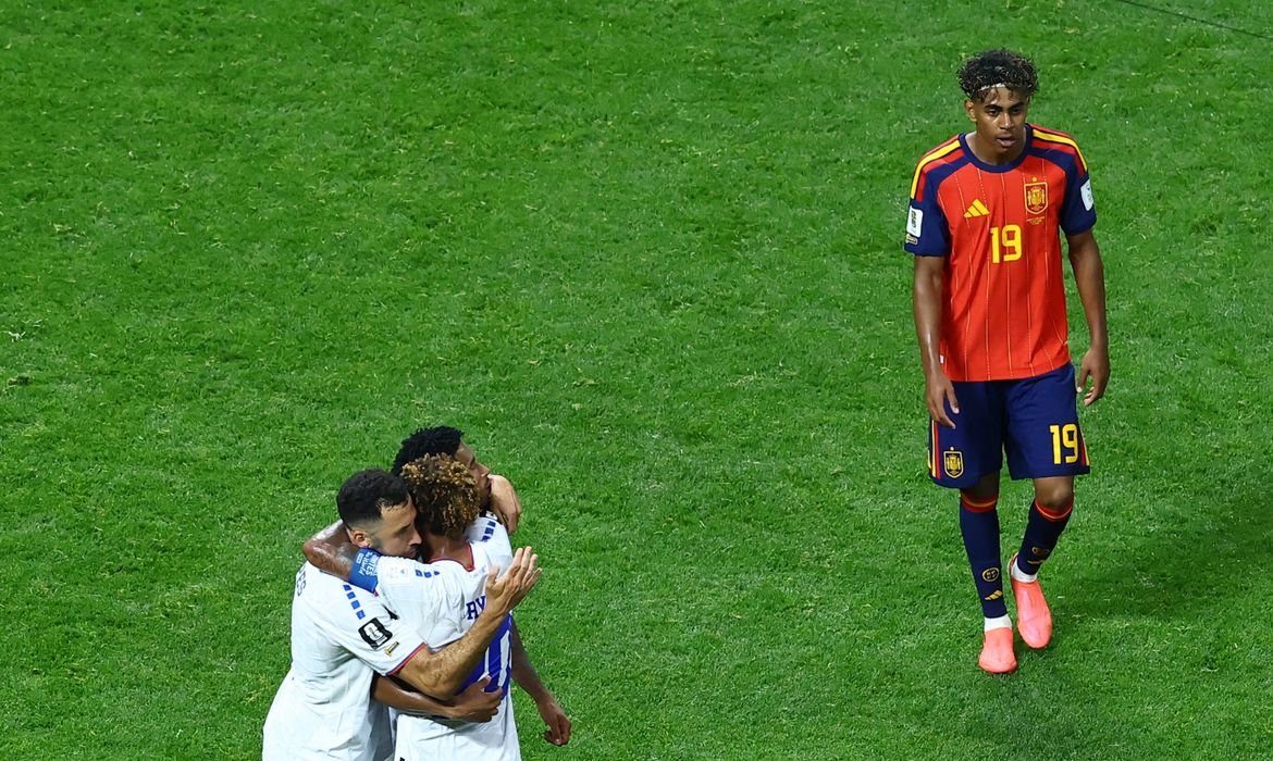 Cabo Verde estreia na Copa com empate ante a Espanha