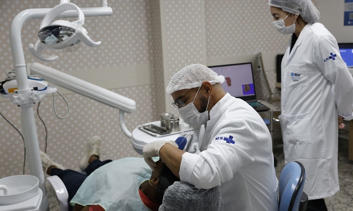 Senado aprova aumento significativo no piso salarial de médicos e dentistas