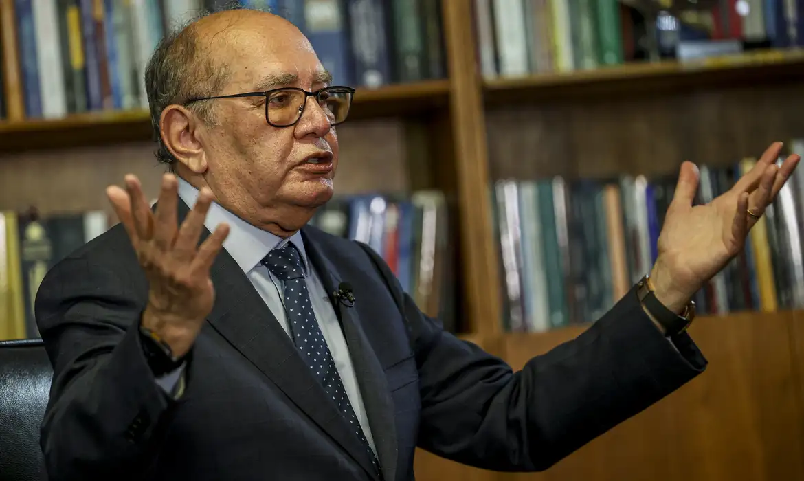 Gilmar Mendes alerta para inconstitucionalidade em gastos do Congresso