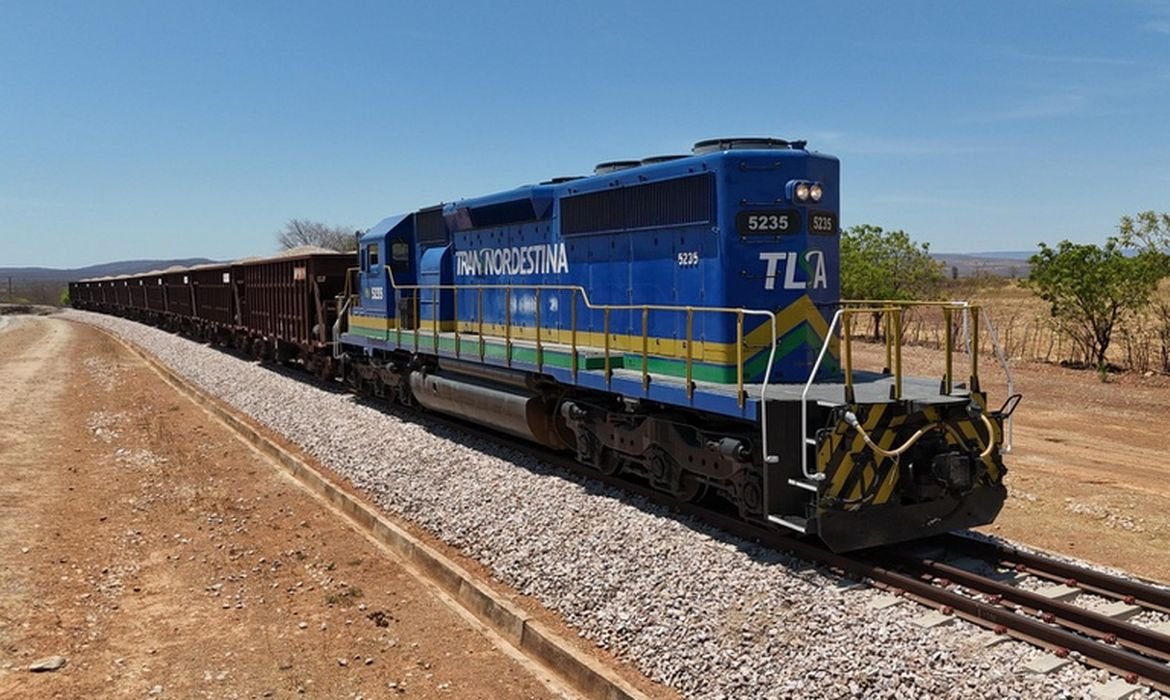Ferrovia Transnordestina avança com mais de 100 km prontos