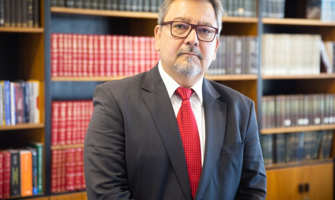 MP do Rio aponta corrupção institucionalizada no estado