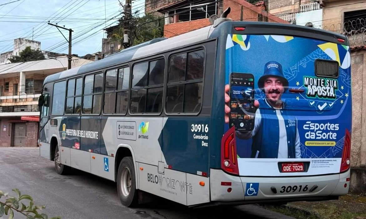 Belo Horizonte proíbe anúncios de apostas em espaço público