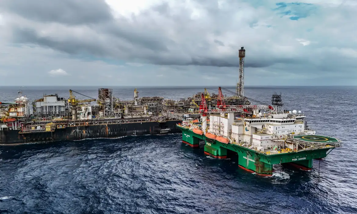 Governo prorroga imposto sobre exportação de petróleo por 60 dias