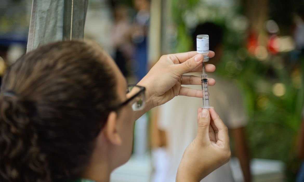 Queda de casos de VSR em crianças é registrada pela Fiocruz Queda de casos de VSR em crianças é registrada pela Fiocruz