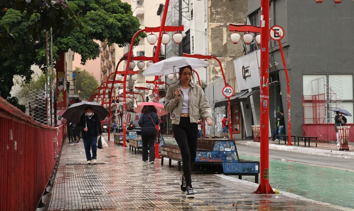 Nova exposição revela a diversidade do bairro da Liberdade