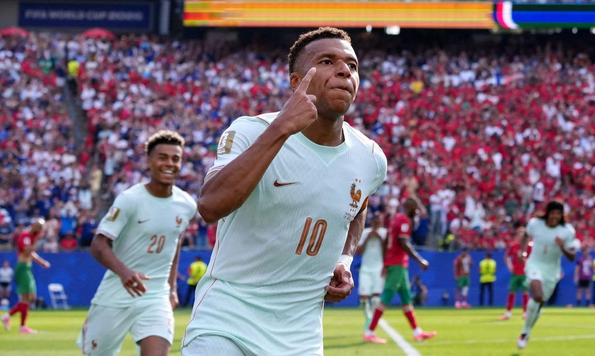França avança para semifinais com vitória sobre Marrocos