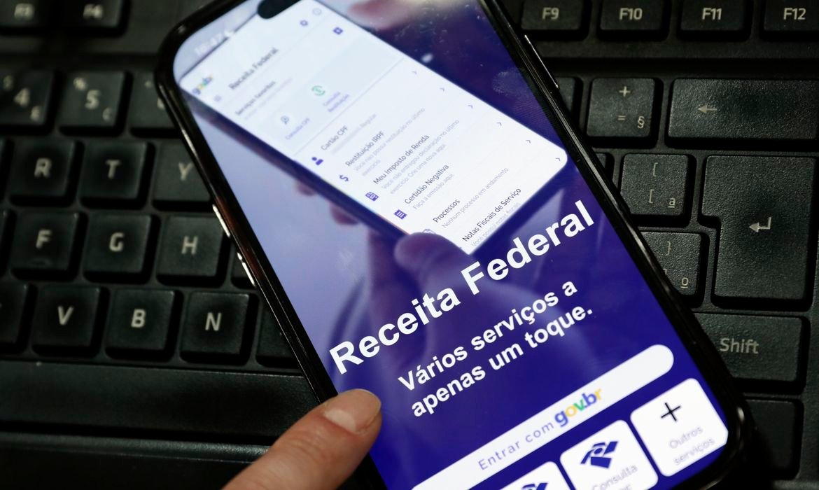 Início do pagamento das restituições do IRPF nesta quarta-feira