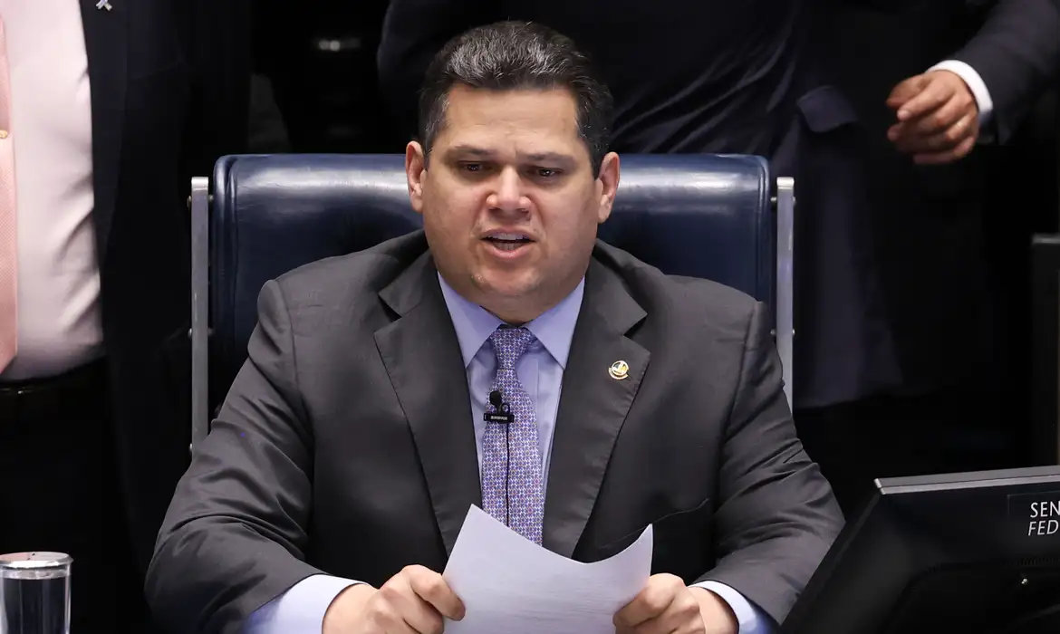 Governo solicita instalação de comissão sobre MP das Blusinhas