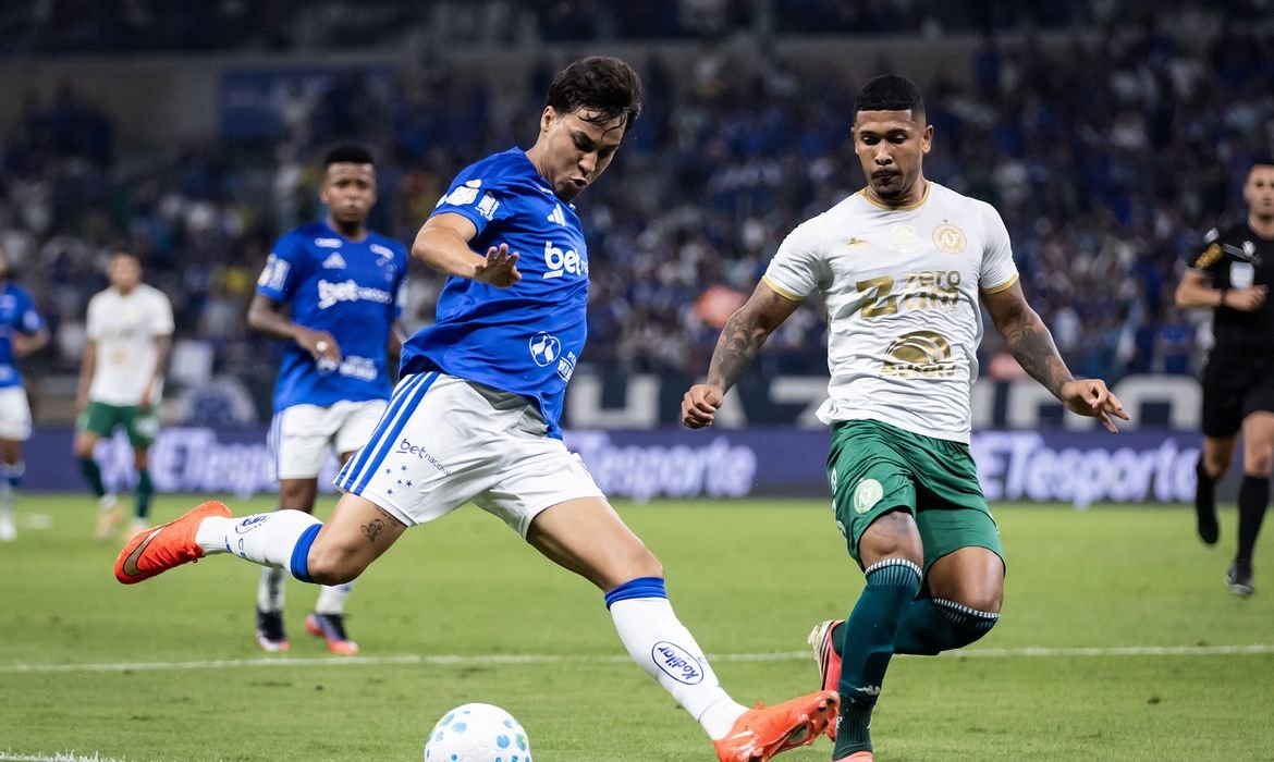 Cruzeiro e Grêmio avançam às quartas da Copa do Brasil