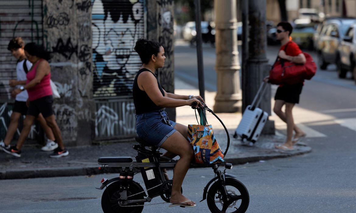 Crescimento das bicicletas elétricas e os desafios nas cidades Crescimento das bicicletas elétricas e os desafios nas cidades