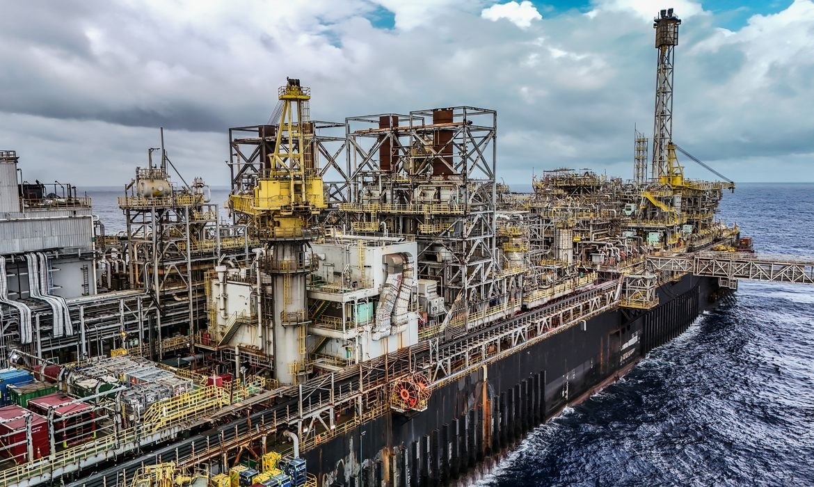 Tupi atinge a marca de 4 bilhões de barris de petróleo