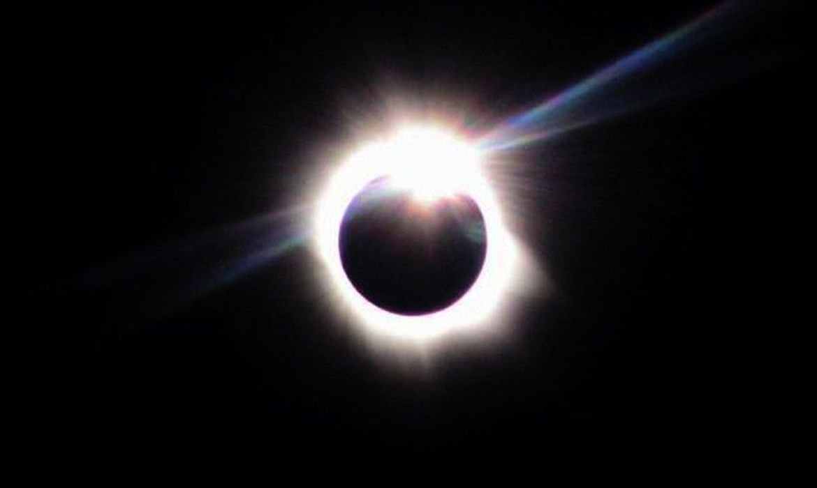 Eclipse solar total será transmitido ao vivo pelo Observatório Nacional