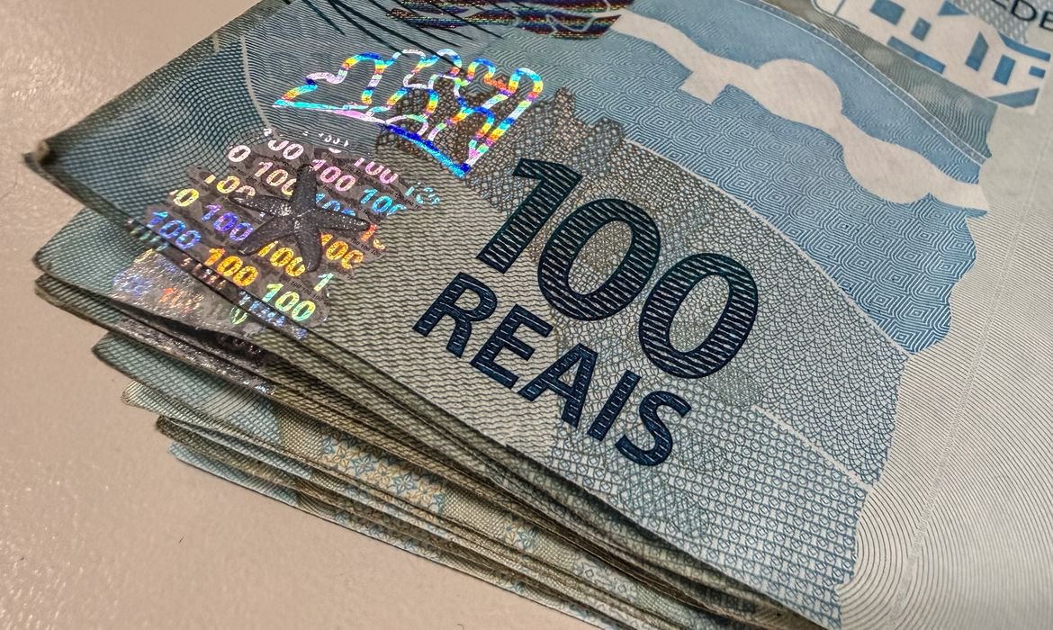 Mais de R$ 5 bilhões esquecidos em bancos no Brasil