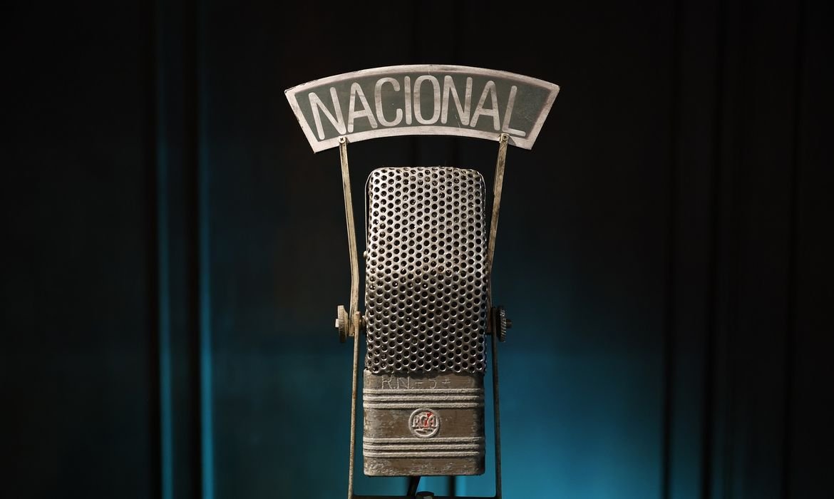 Rádio Memória homenageia 90 anos da Rádio Nacional