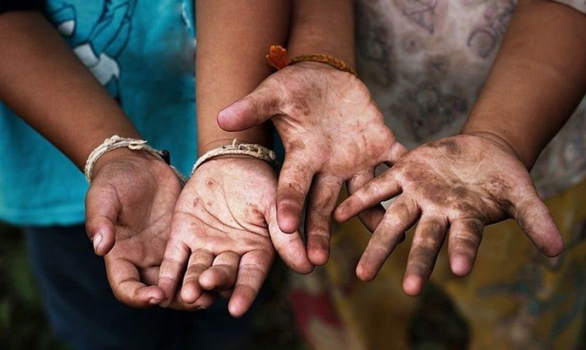 Unicef pede atenção à infância ao novo governador do Rio