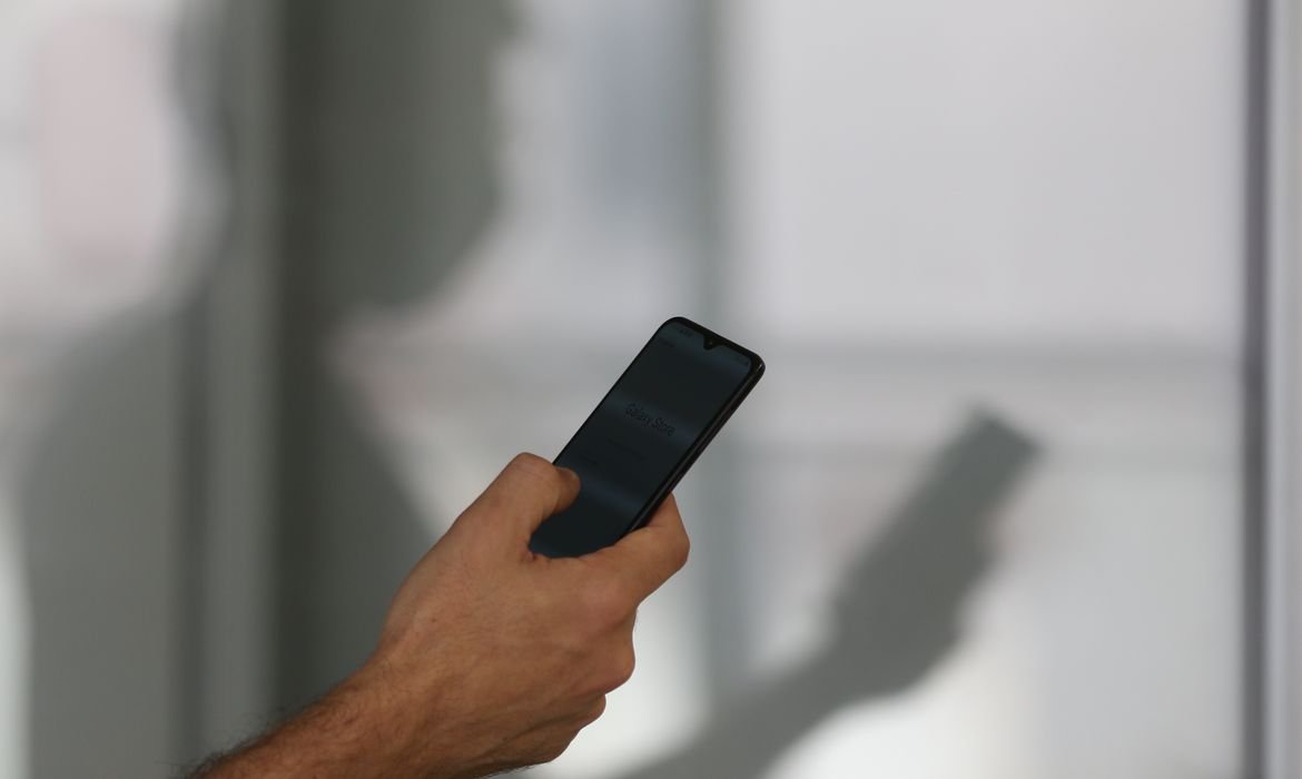 Brasil registra queda nos roubos de celulares em 2025 Brasil registra queda nos roubos de celulares em 2025