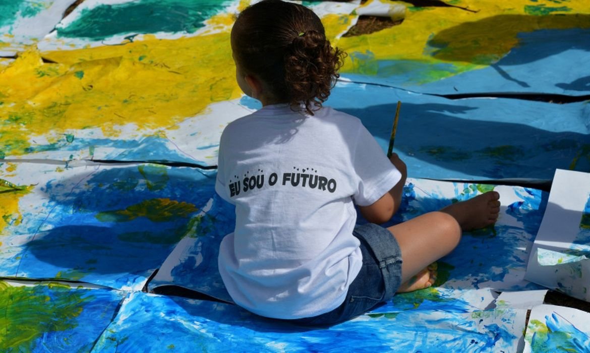 Foco nas eleições de 2026: compromisso contra a violência infantil Foco nas eleições de 2026: compromisso contra a violência infantil